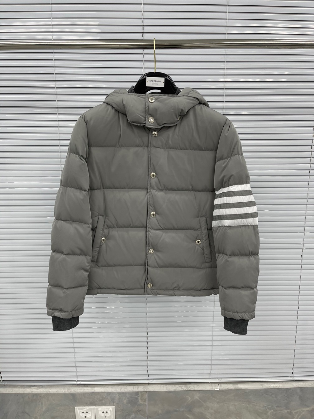 Puffer Thom 2 Neck With Hoodie Hat Ss2022