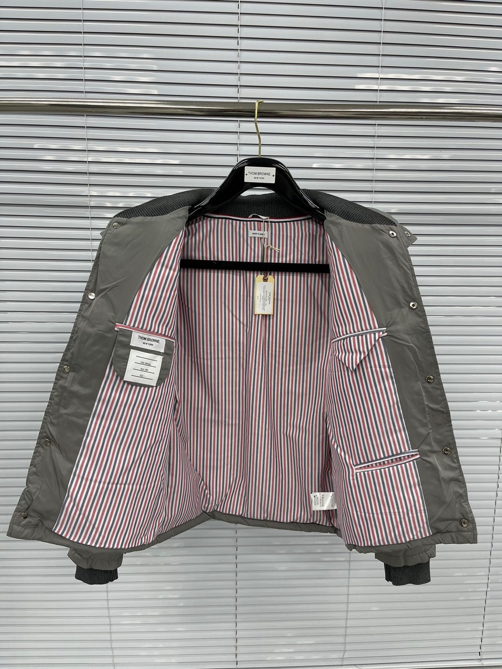 Puffer Thom 2 Neck With Hoodie Hat Ss2022