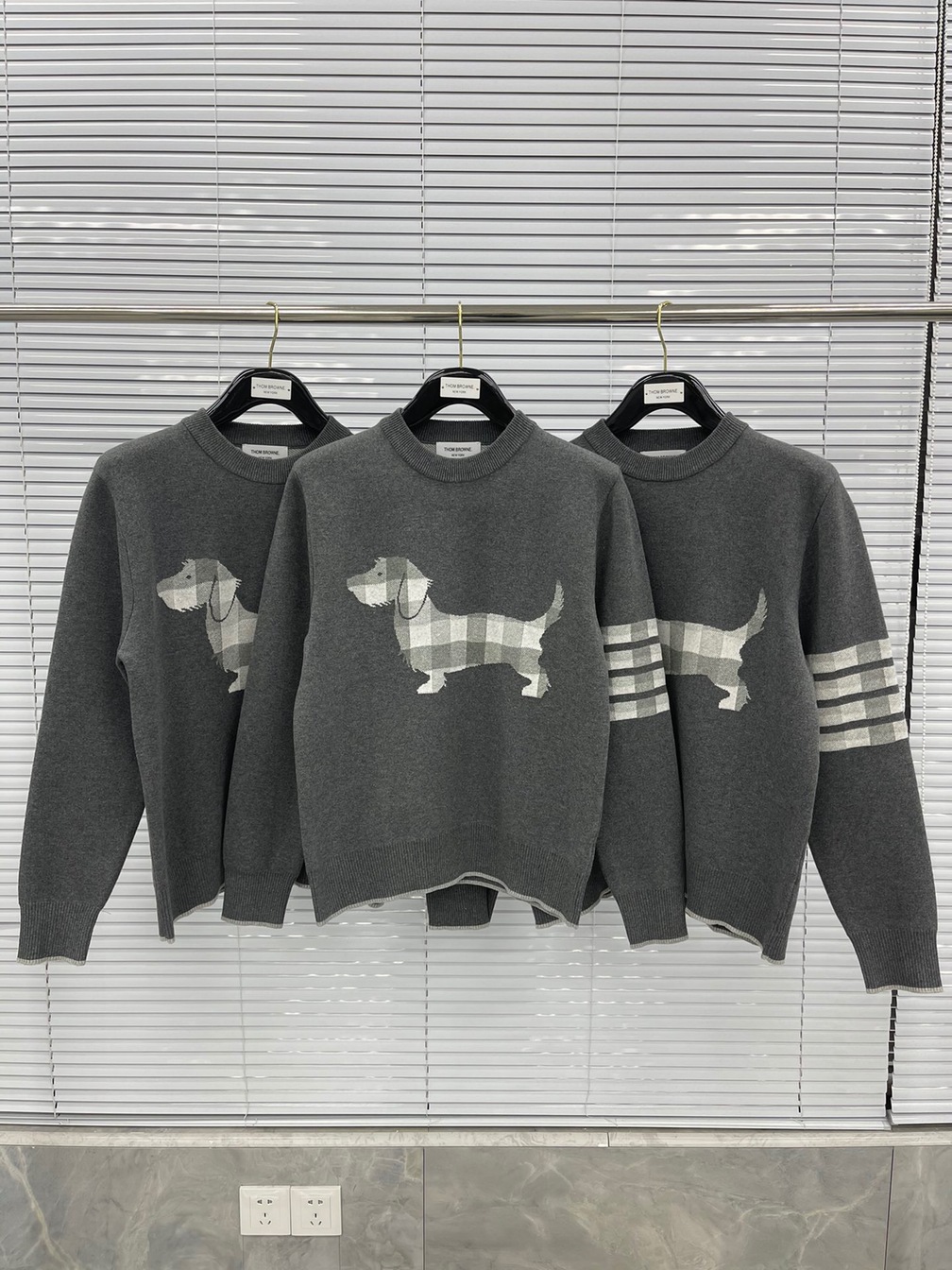 Sweaters Thom Wool Dog Check 4 Stripe Ss2022