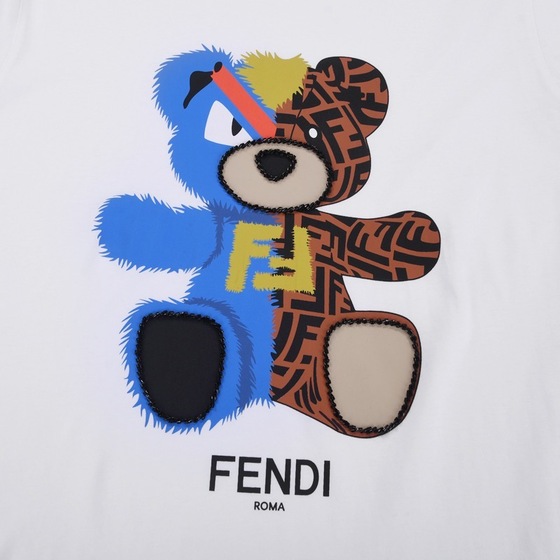 Tee Fendi Half Teddy White Ss2022