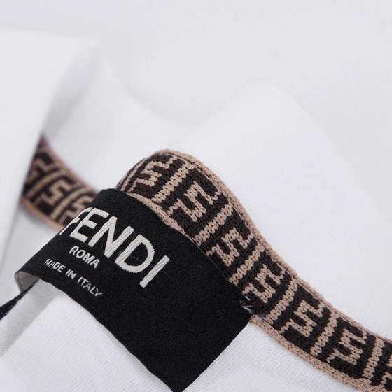 Tee Fendi Logo Basic White Ss2022