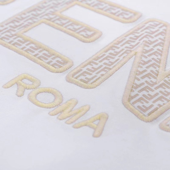 Tee Fendi Logo Basic White Ss2022