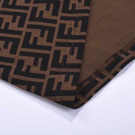 Tee Fendi Logo Monogram Ss2022