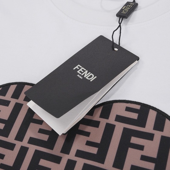 Tee Fendi Love White Ss2022