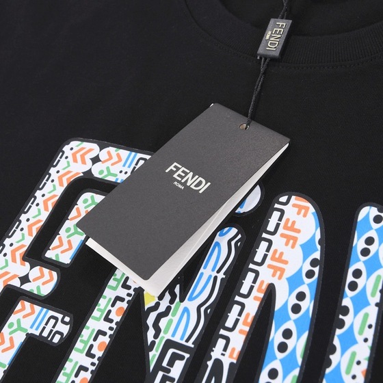 Tee Fendi Old Black Ss2022