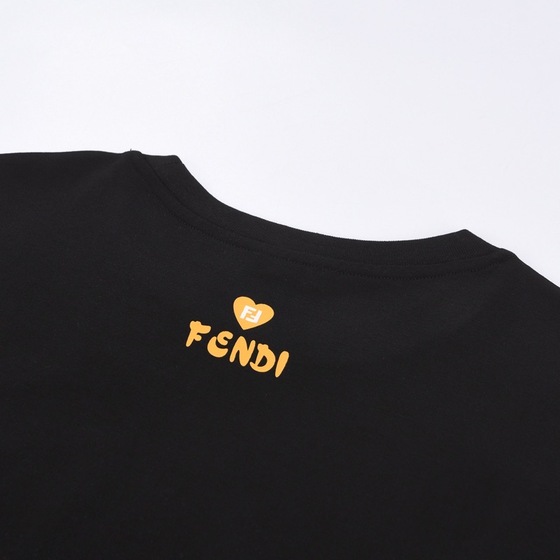 Tee Fendi Roma Font Black Ss2022
