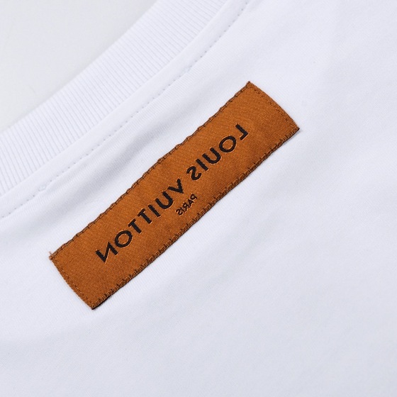 Tee Lv 3d Logo White Ss2022