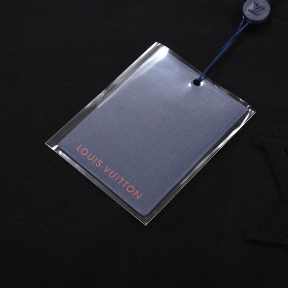 Tee Lv 3d Small Logo Black Ss2022