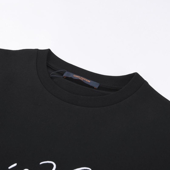 Tee Lv Letter Black Ss2022
