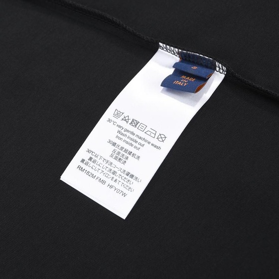 Tee Lv Letter Black Ss2022
