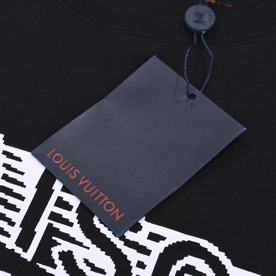 Tee Lv Maison Black