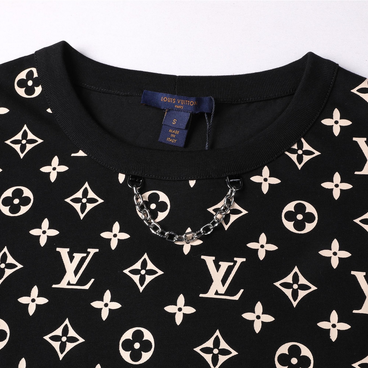 Tee Lv Monogram Black Ss2022