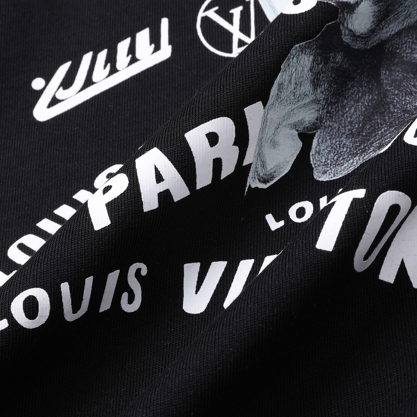 Tee Lv Posee Black Ss2022