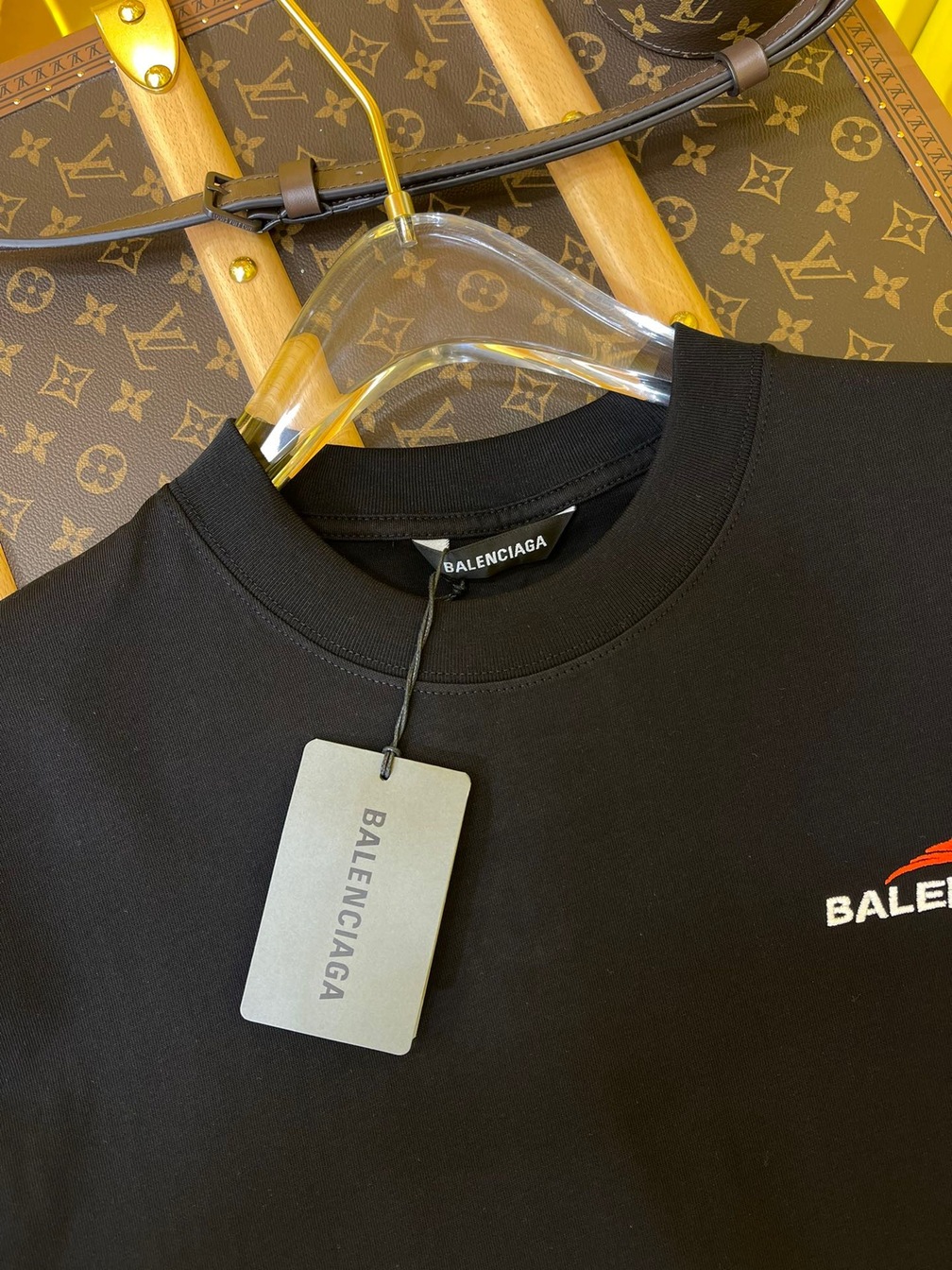 Tee Balenciaga Tiger Run Black Ss2022