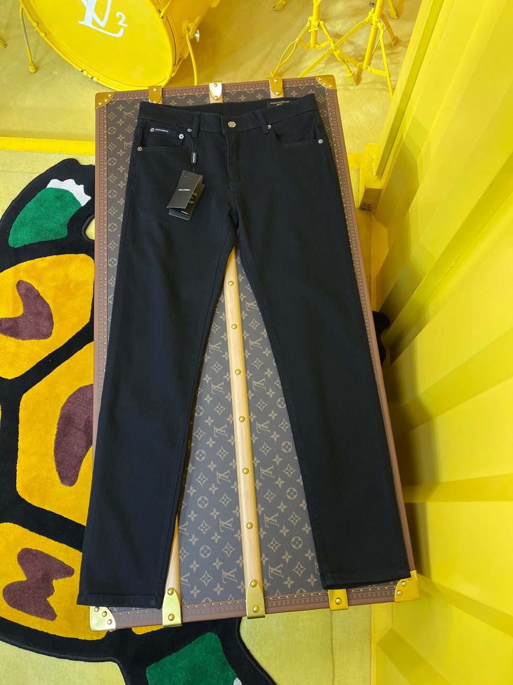 Jean D G Basic Black Ss2022