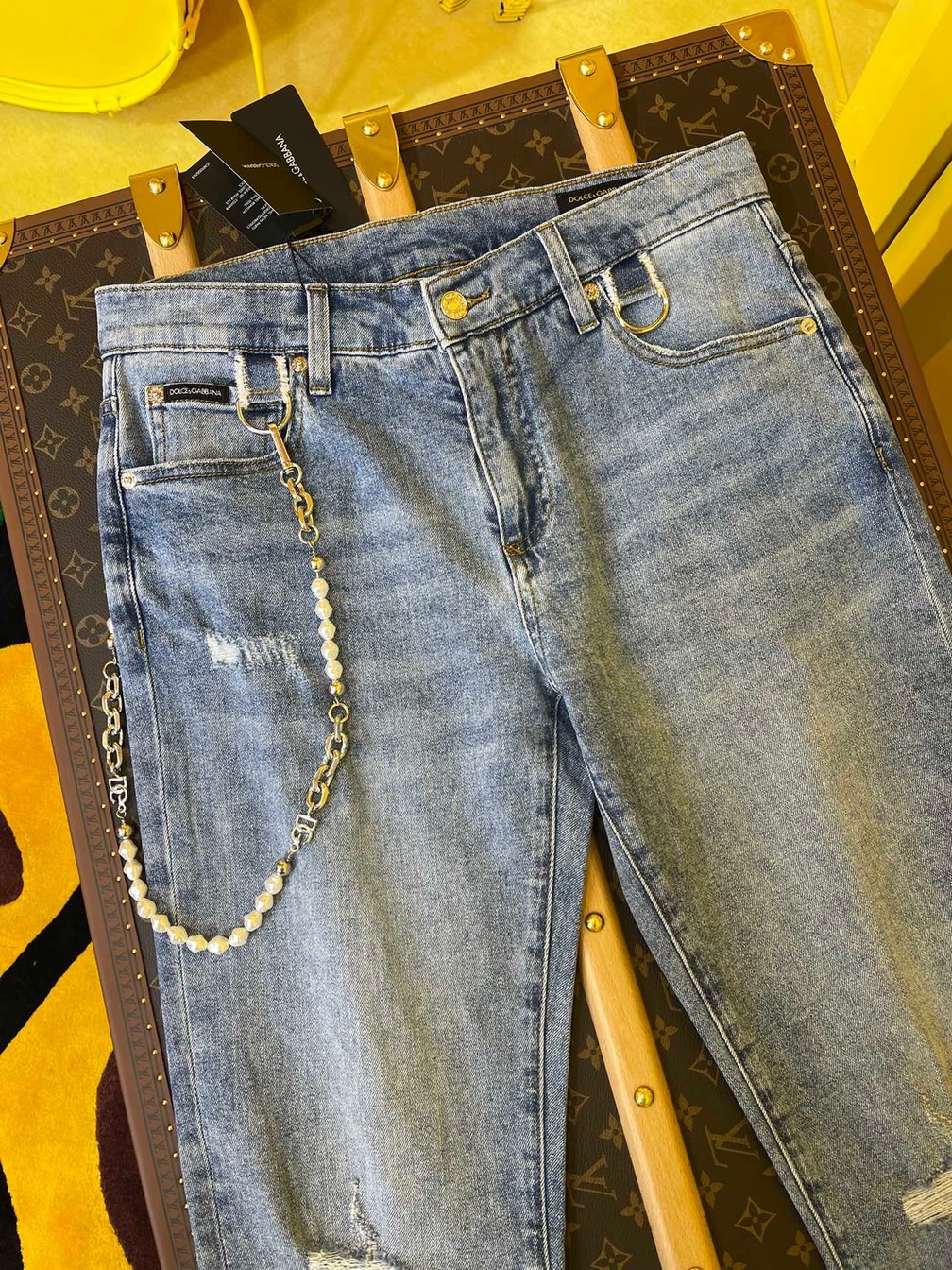 Jean D G Lightly Denim With Chain Ss2022