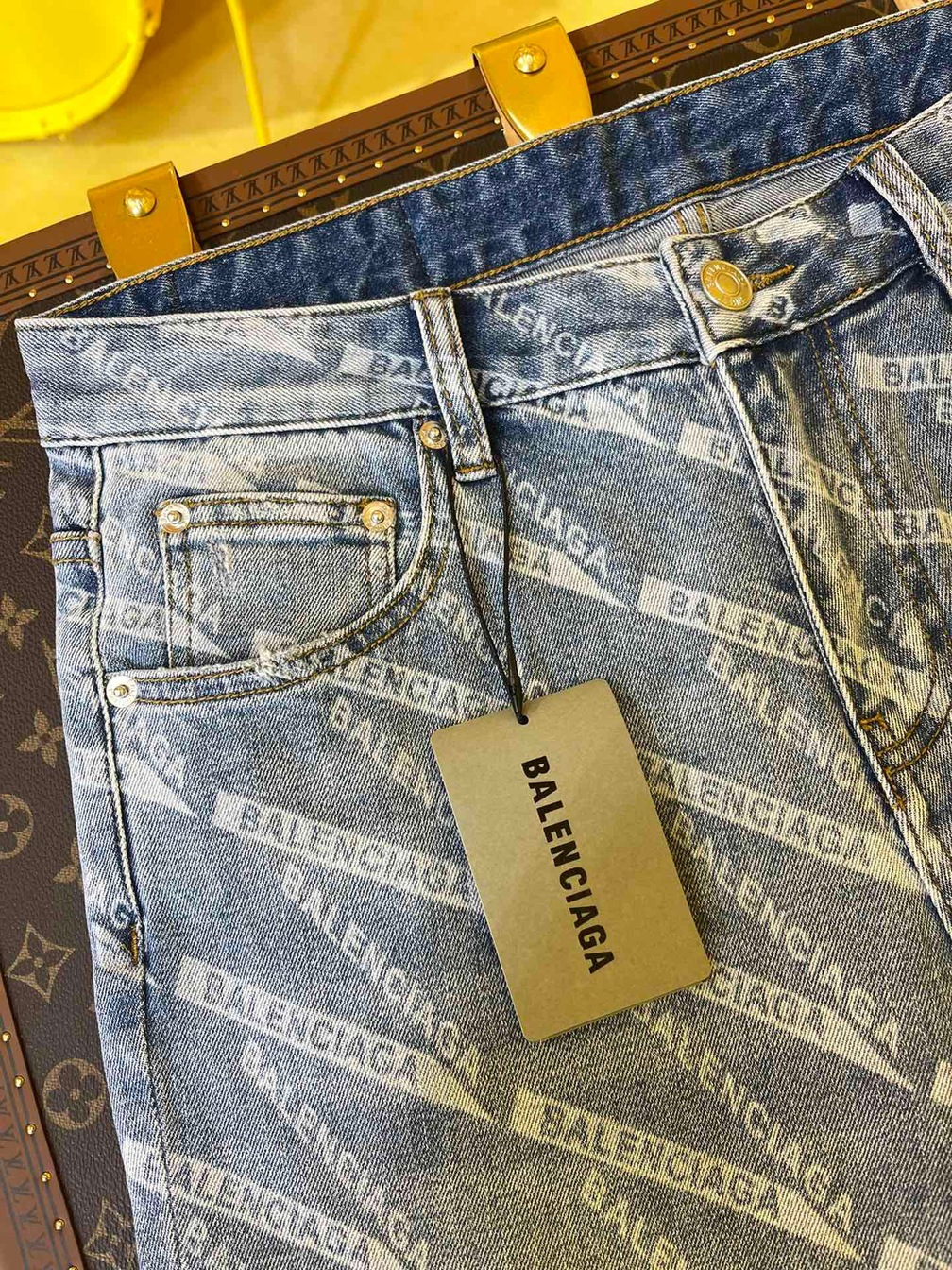 Jean D G Tripe Logo Banner Ss2022
