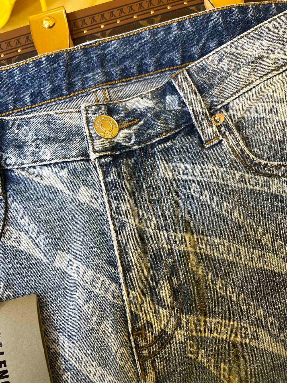 Jean D G Tripe Logo Banner Ss2022