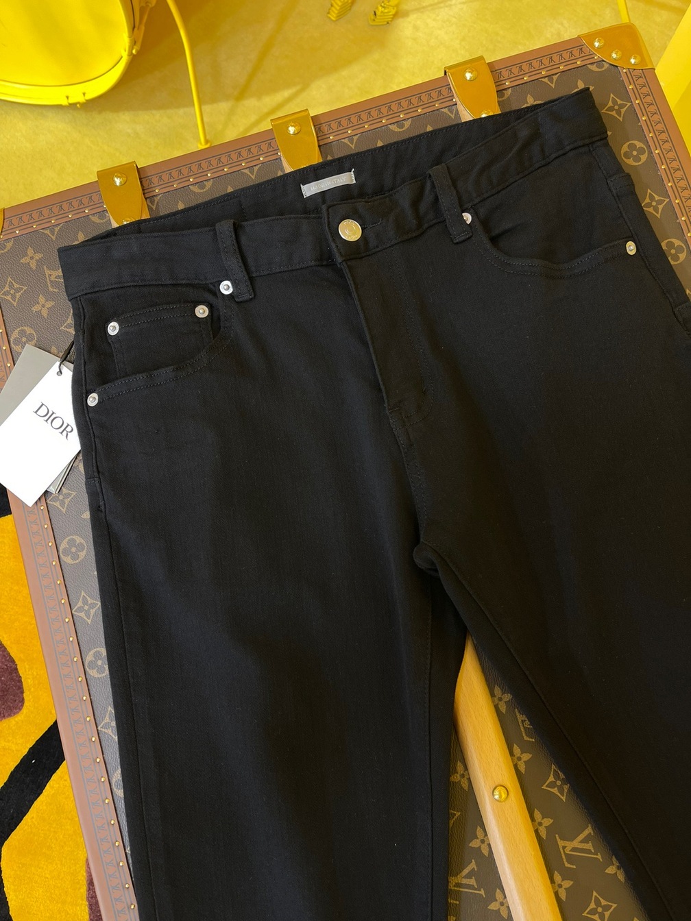Jean Dior Basic Black Ss2022