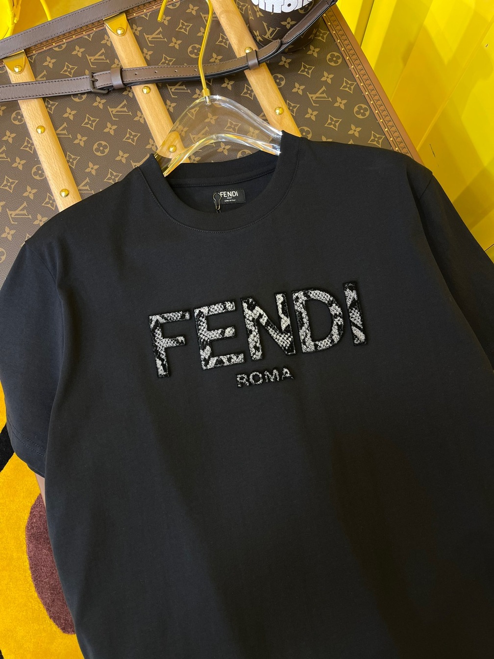 Tee Fendi Black Snake Ss2022