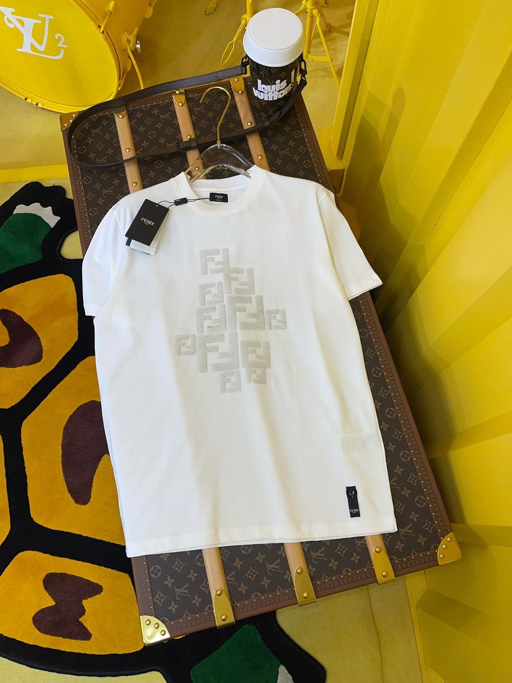 Tee Fendi Change Color White Ss2022