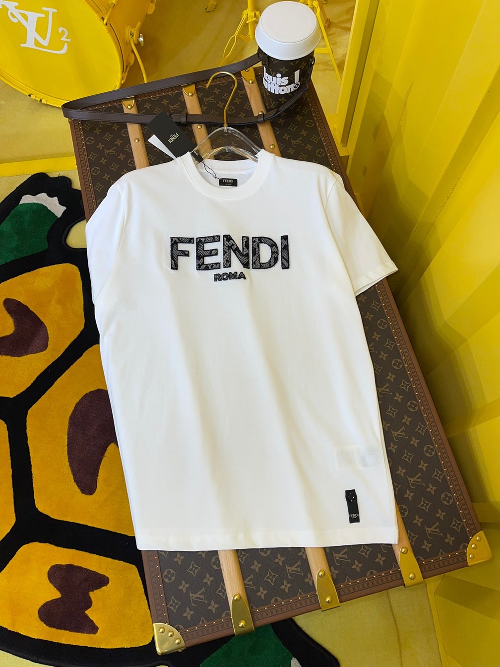 Tee Fendi White Snake Ss2022