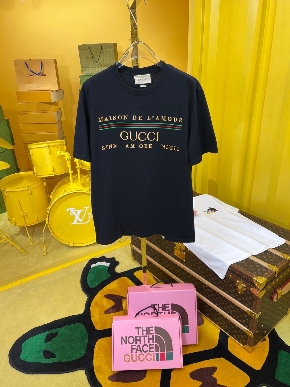 Tee Gucci Fake Logo New Black Ss2022