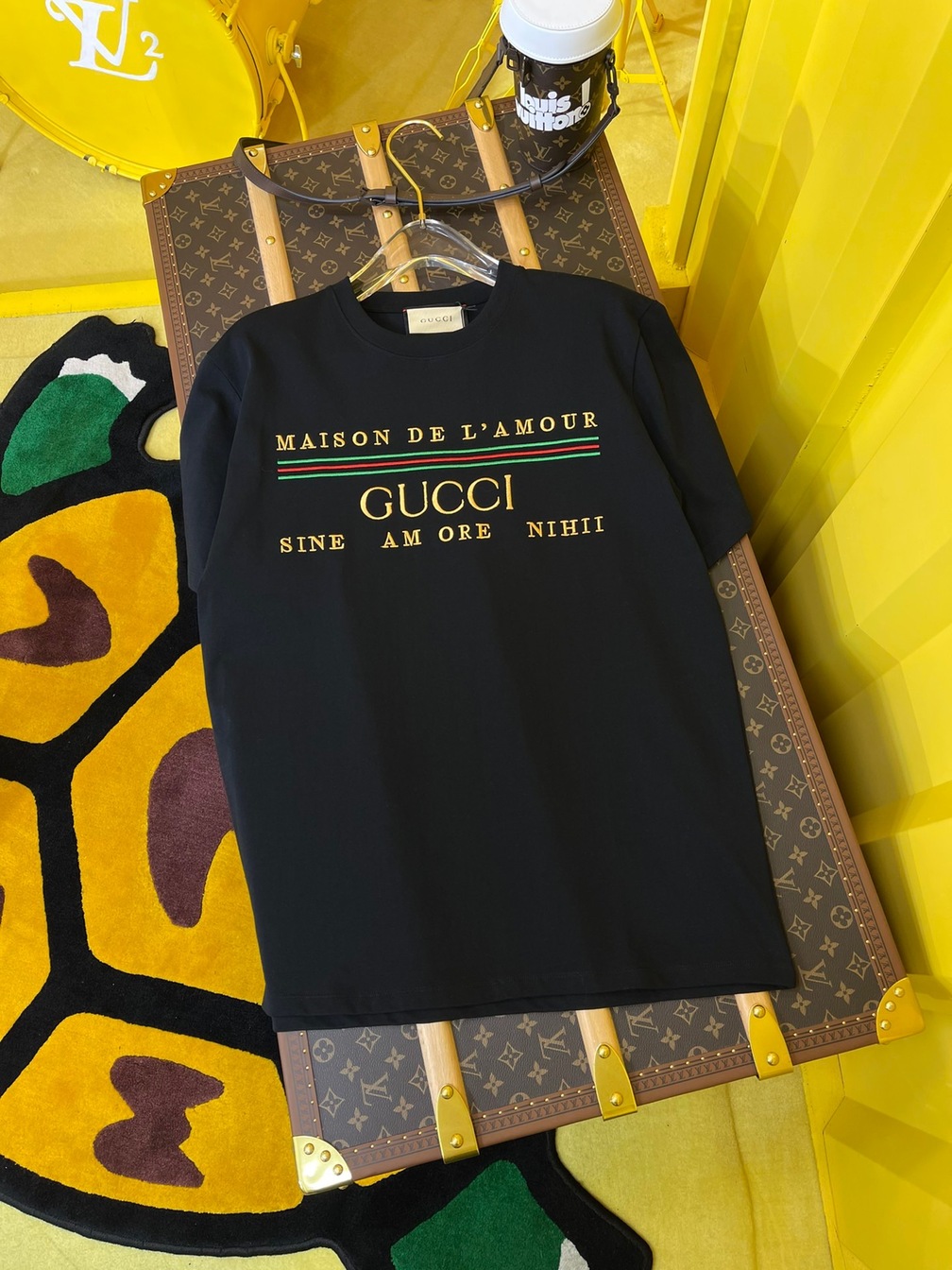 Tee Gucci Fake Logo New Black Ss2022