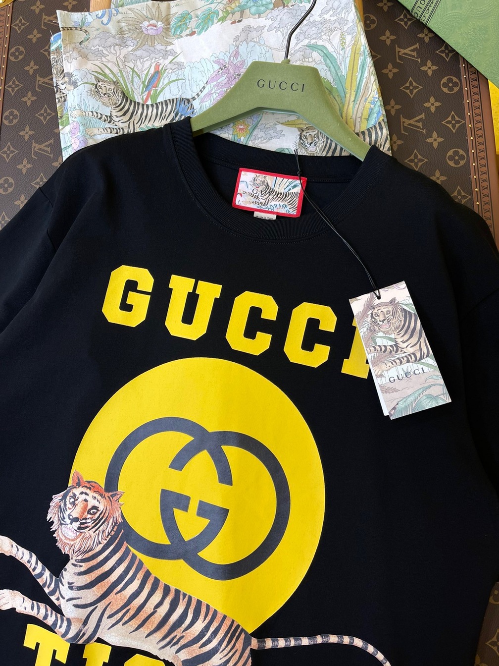 Tee Gucci Tiger Run Black Ss2022