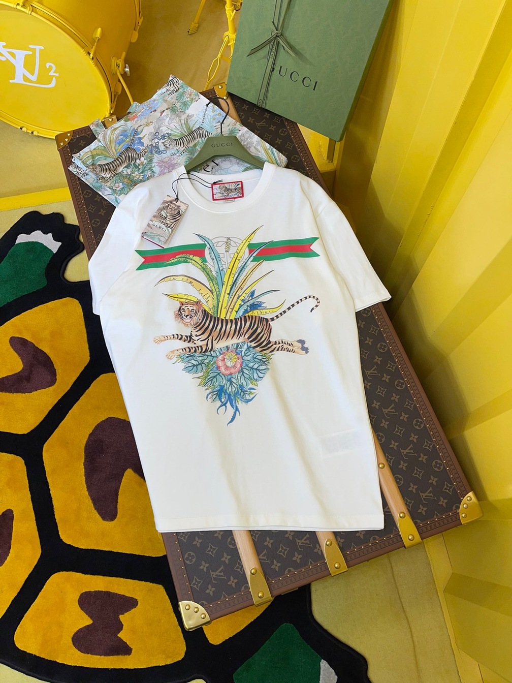 Tee Gucci Tiger Signature White Ss2022