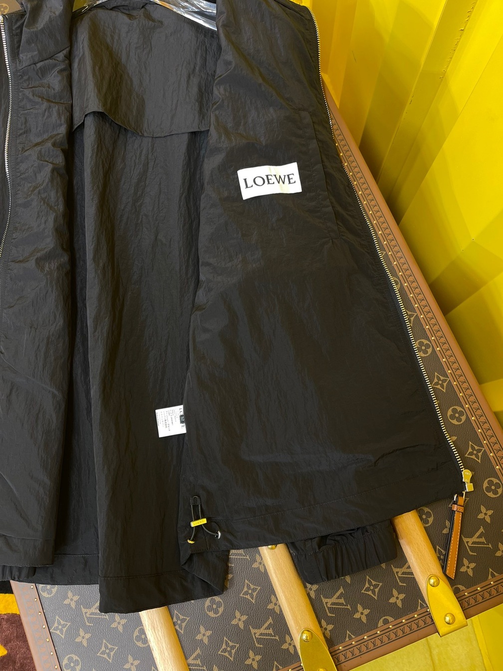 Jacket Loewe Black Zip Ss2022