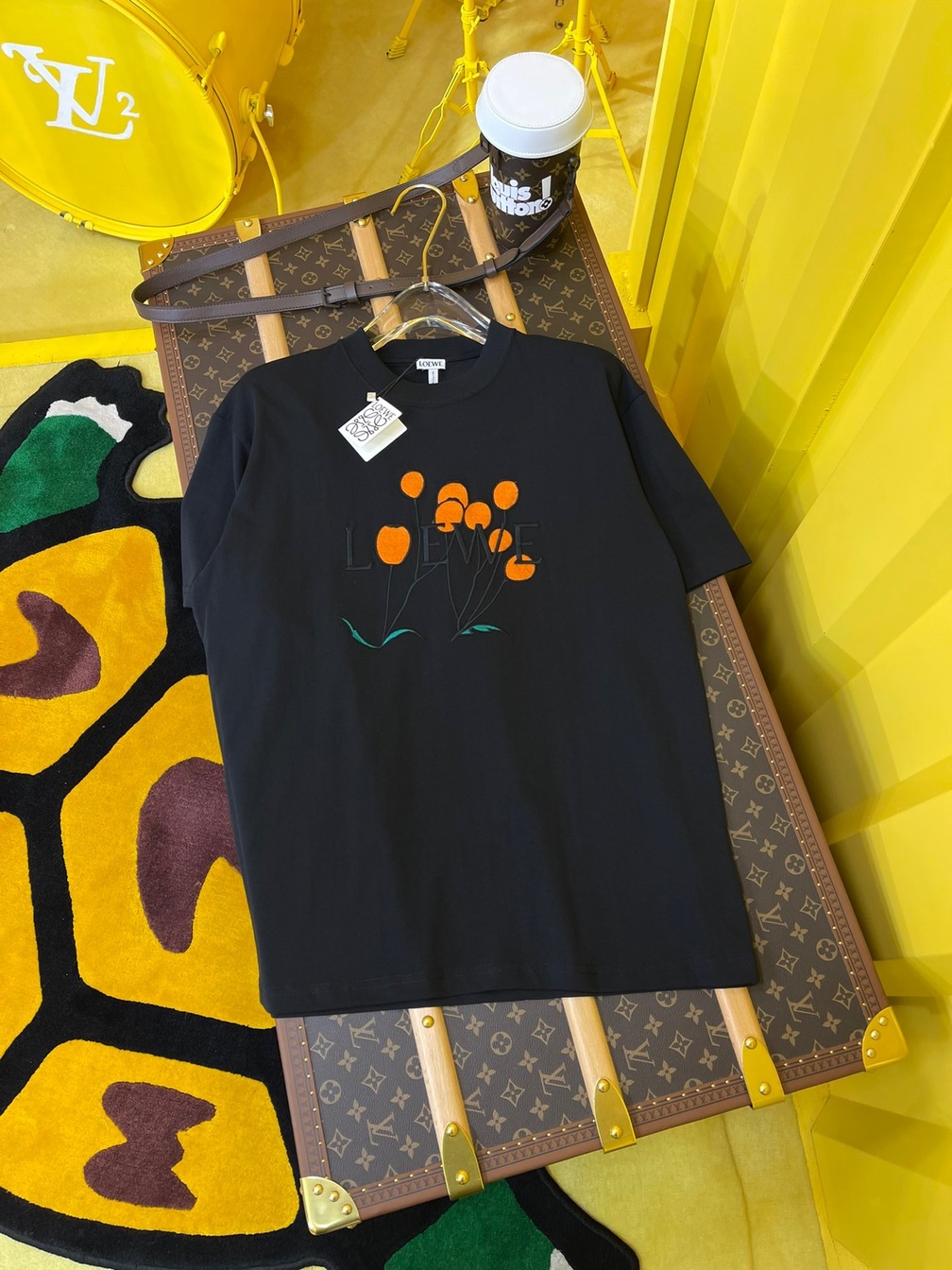 Tee Loewe Balloon Tree Black Ss2022