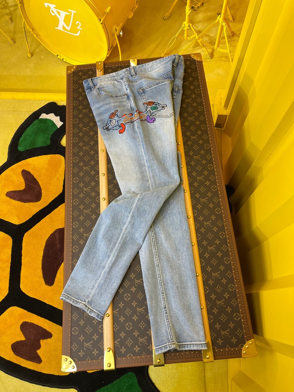 Jean Lv Dragon Denim Ss2022