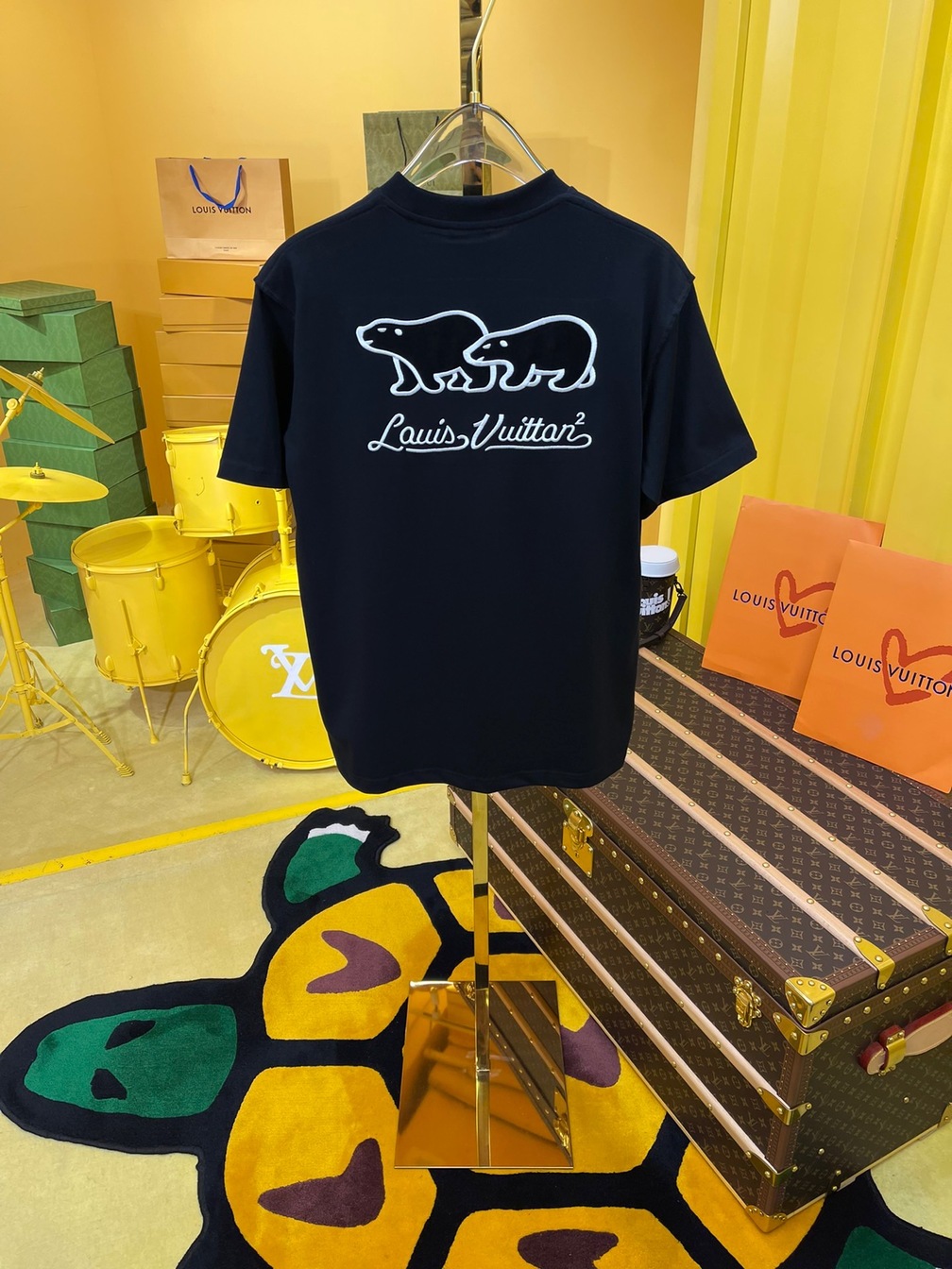 Tee Lv Black Bear Ss2022