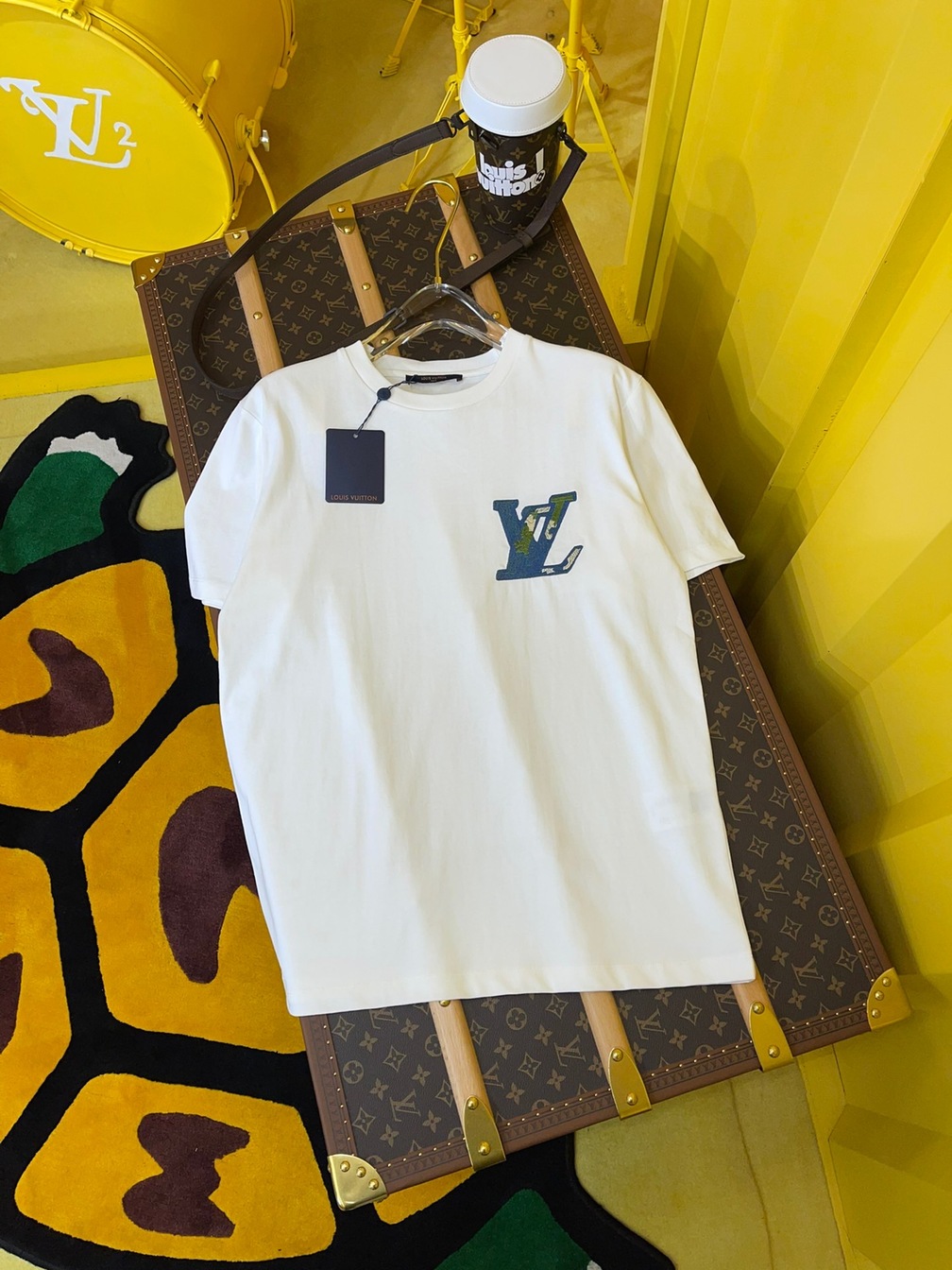 Tee Lv Earth White Ss2022