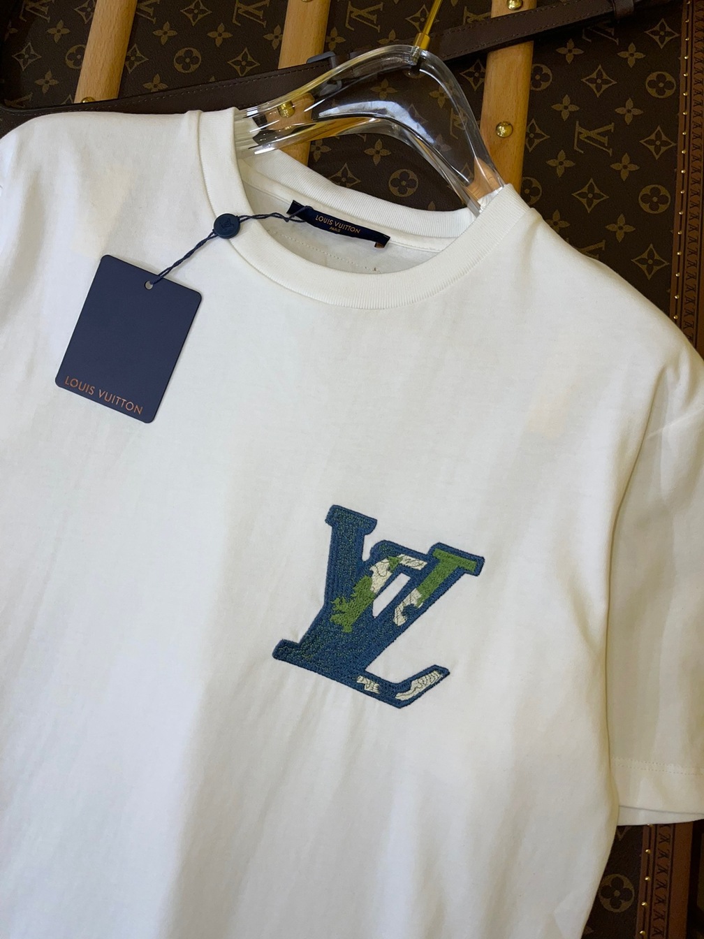 Tee Lv Earth White Ss2022