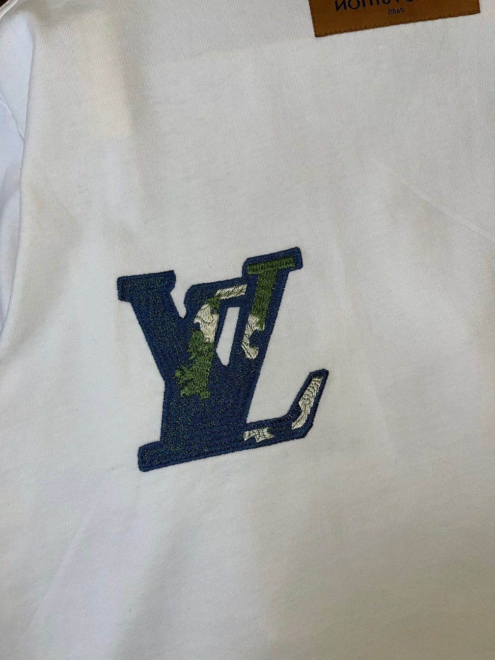 Tee Lv Earth White Ss2022