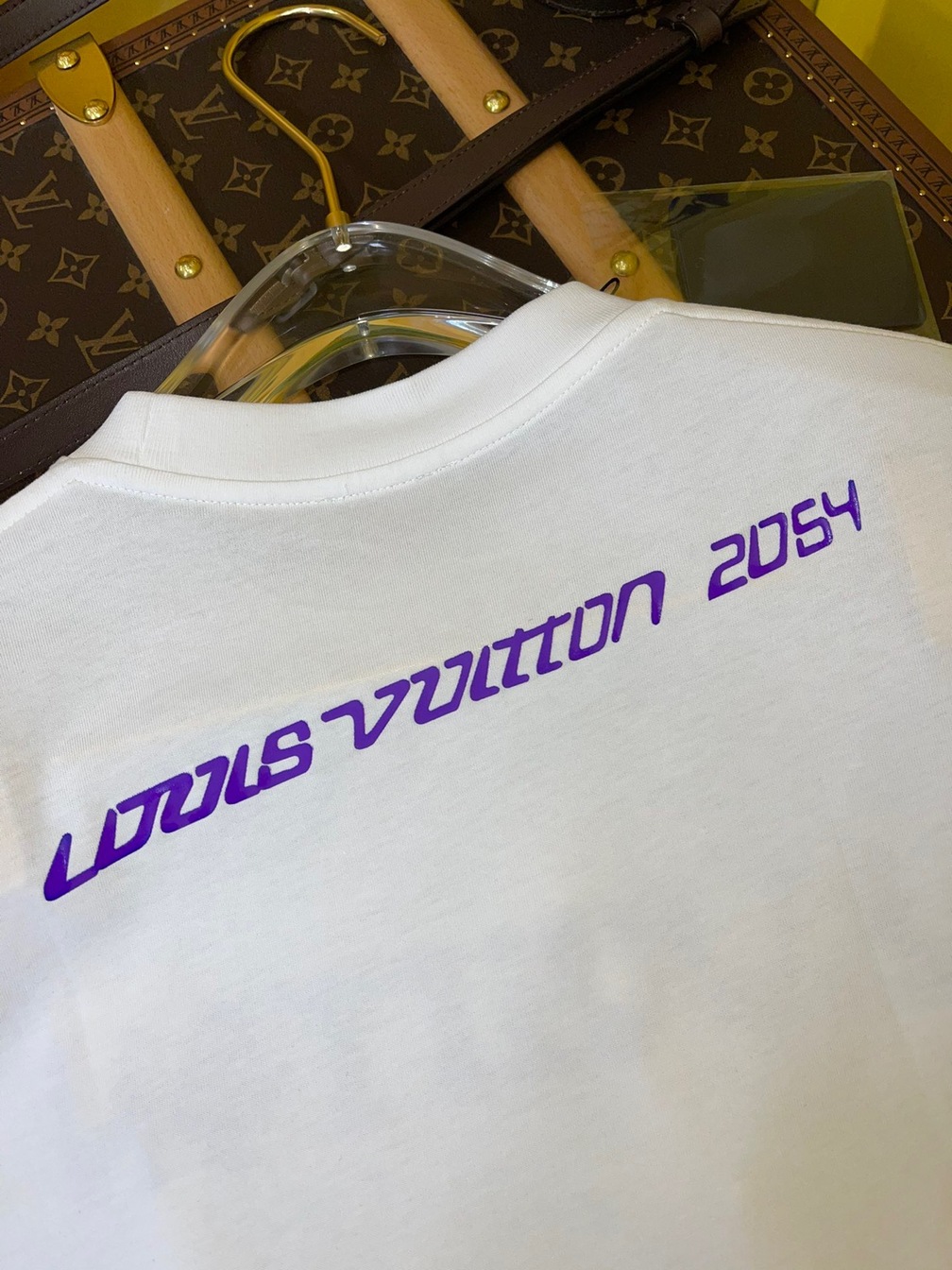 Tee Lv Logo 2054 White Ss2022