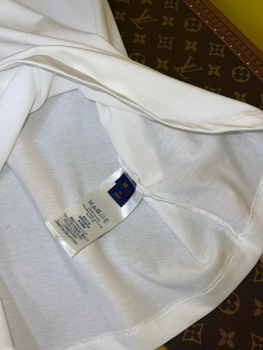 Tee Lv Logo 2054 White Ss2022