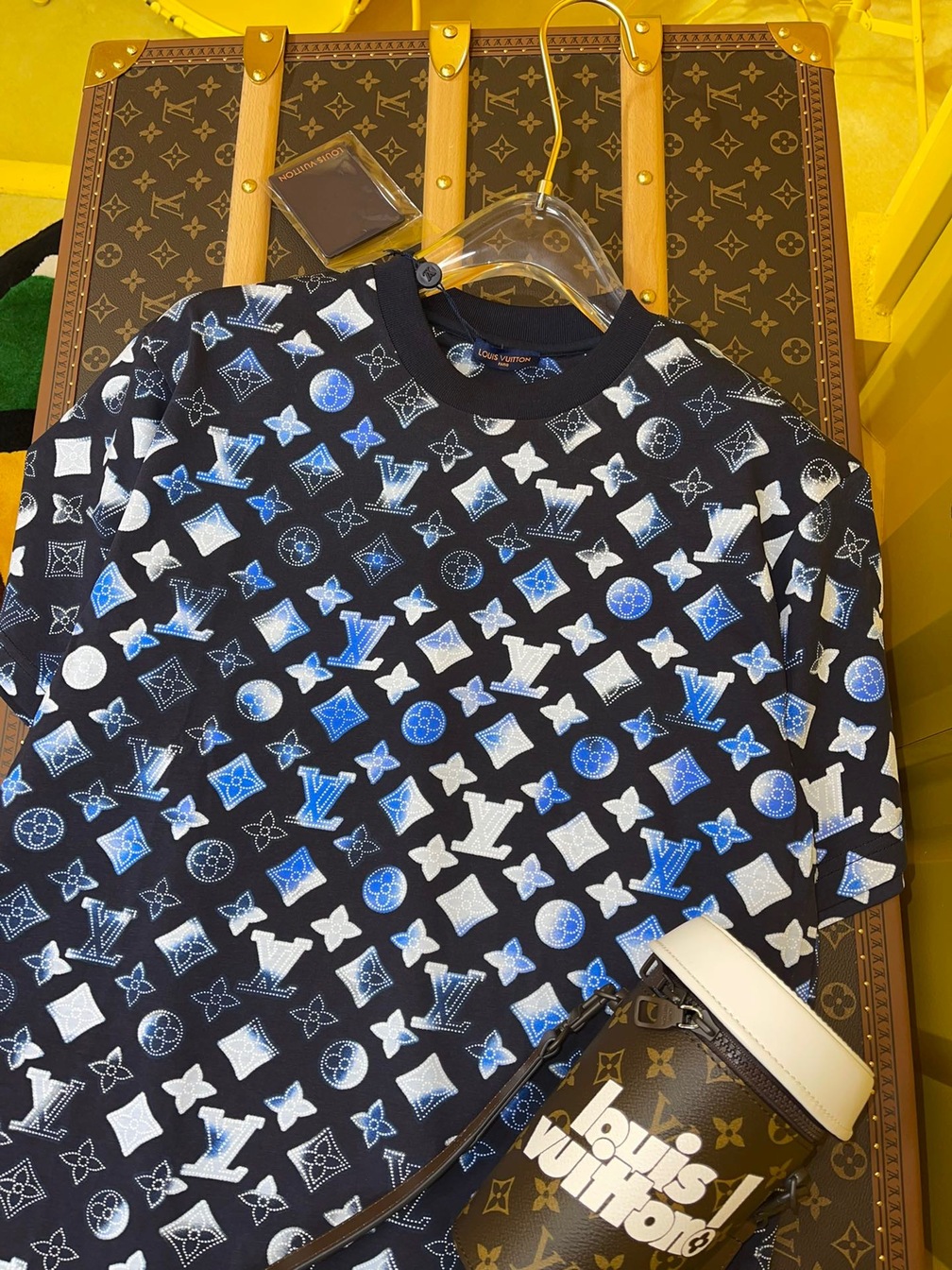 Tee Lv Mono Blue Black Ss2022