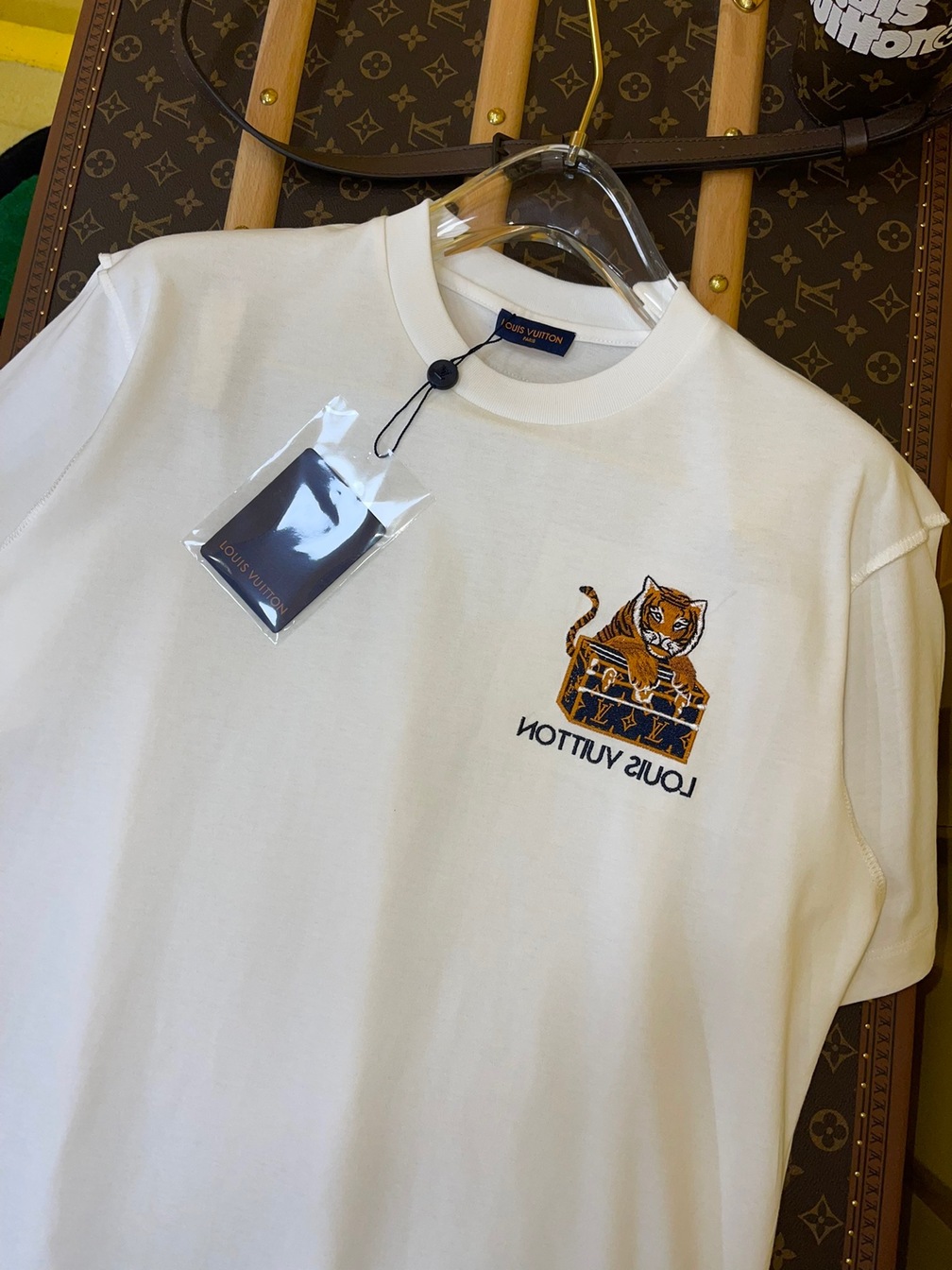 Tee Lv Tiger Treasure White Ss2022