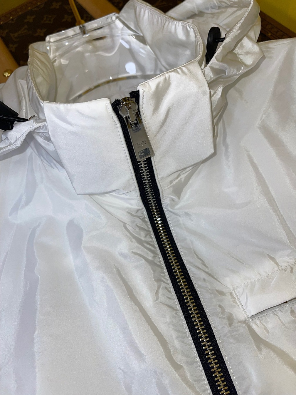 Jacket Prada White Zip Ss2022