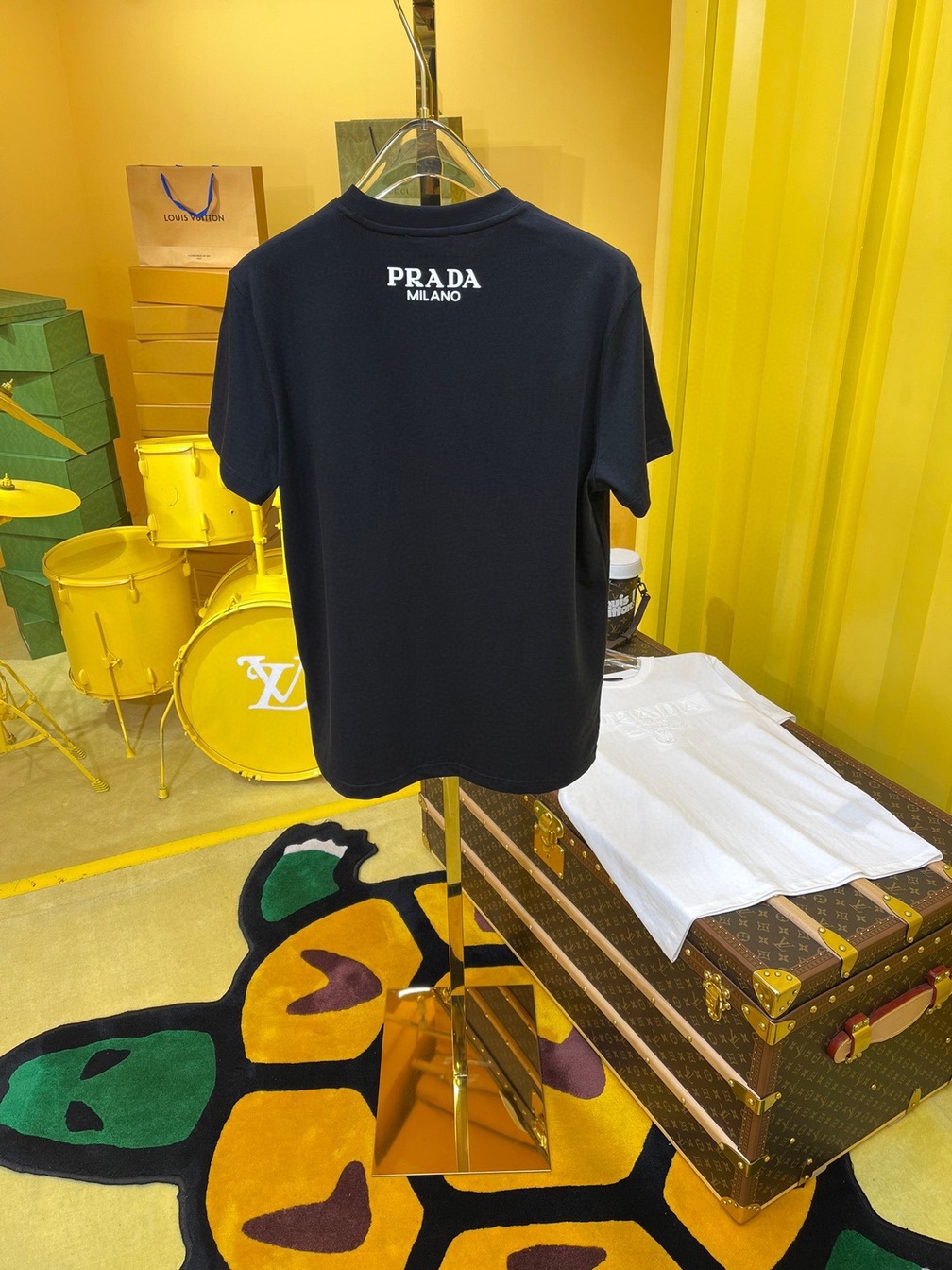 Tee Prada Logo 3d Black Ss2022
