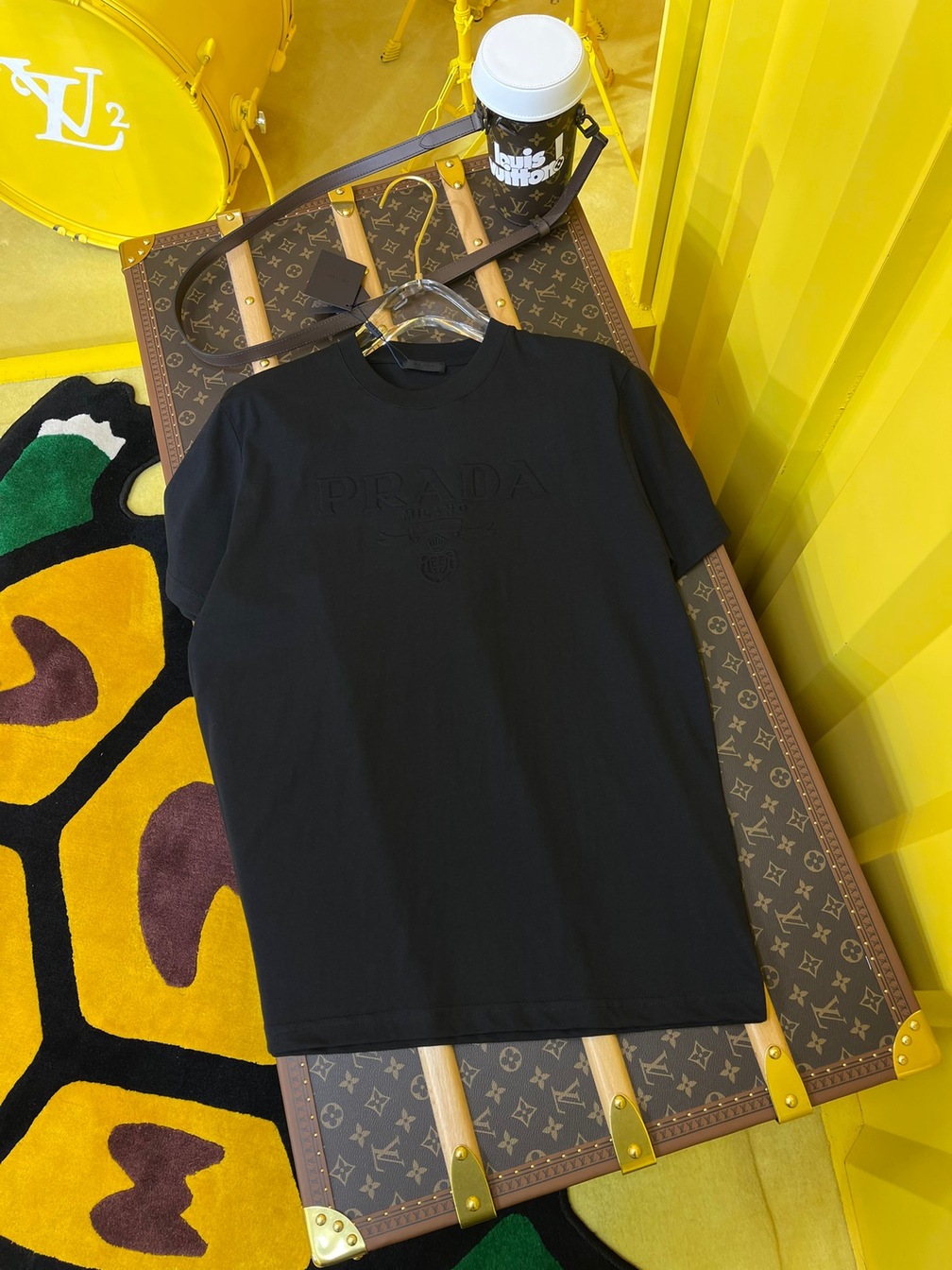 Tee Prada Logo 3d Black Ss2022