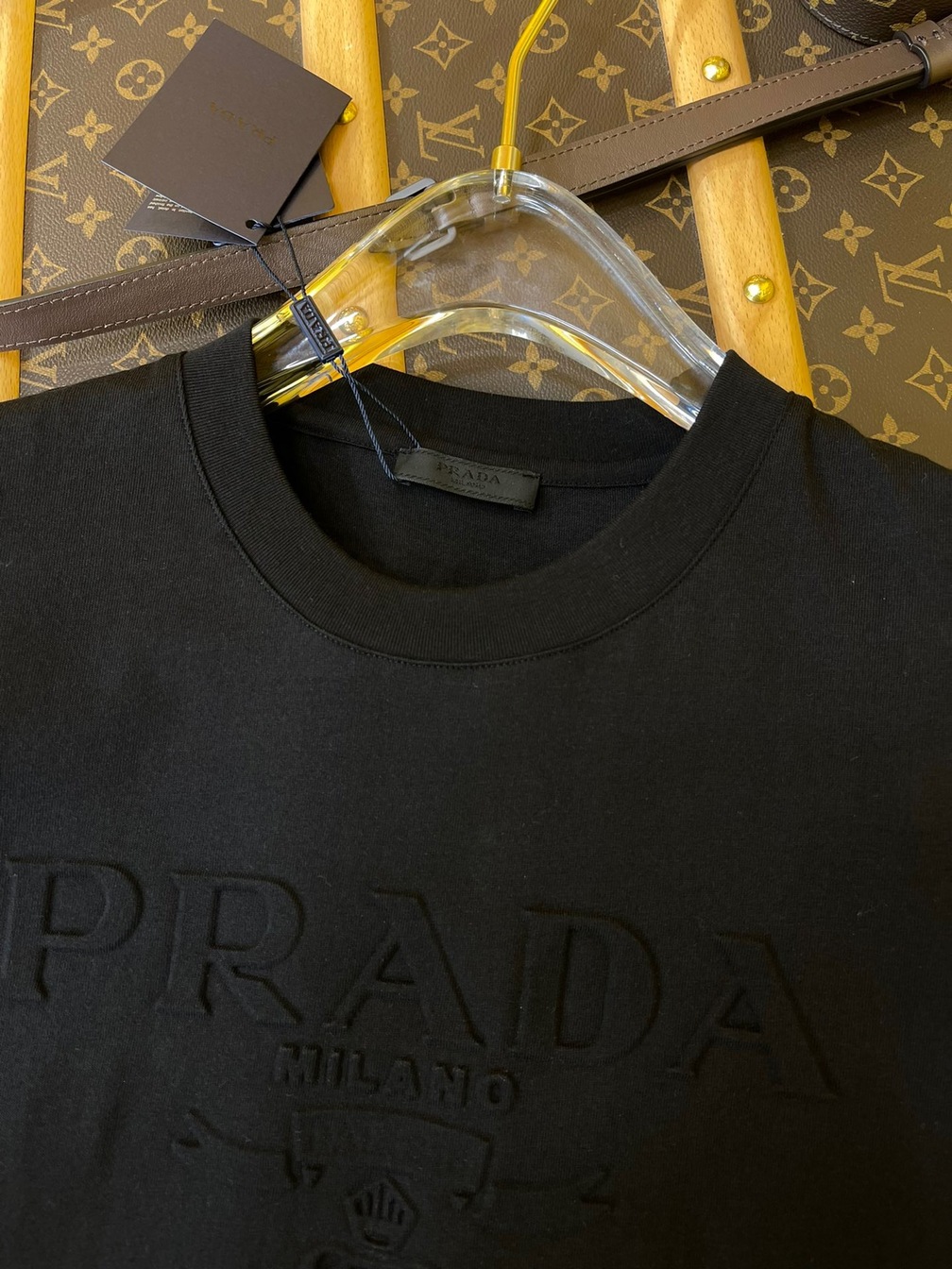Tee Prada Logo 3d Black Ss2022