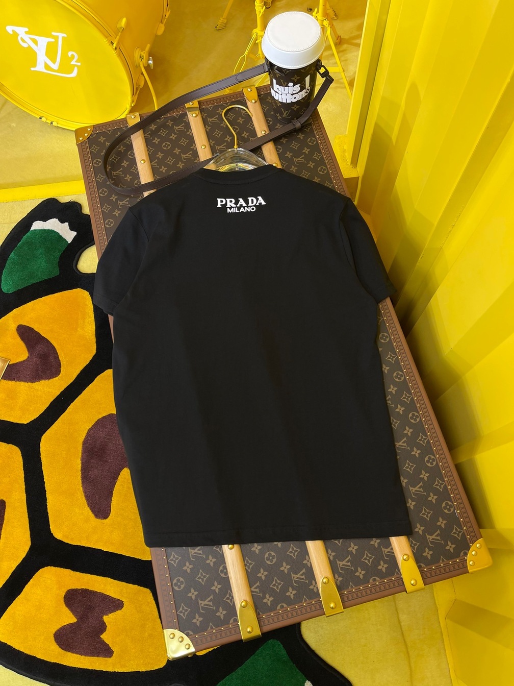 Tee Prada Logo 3d Black Ss2022