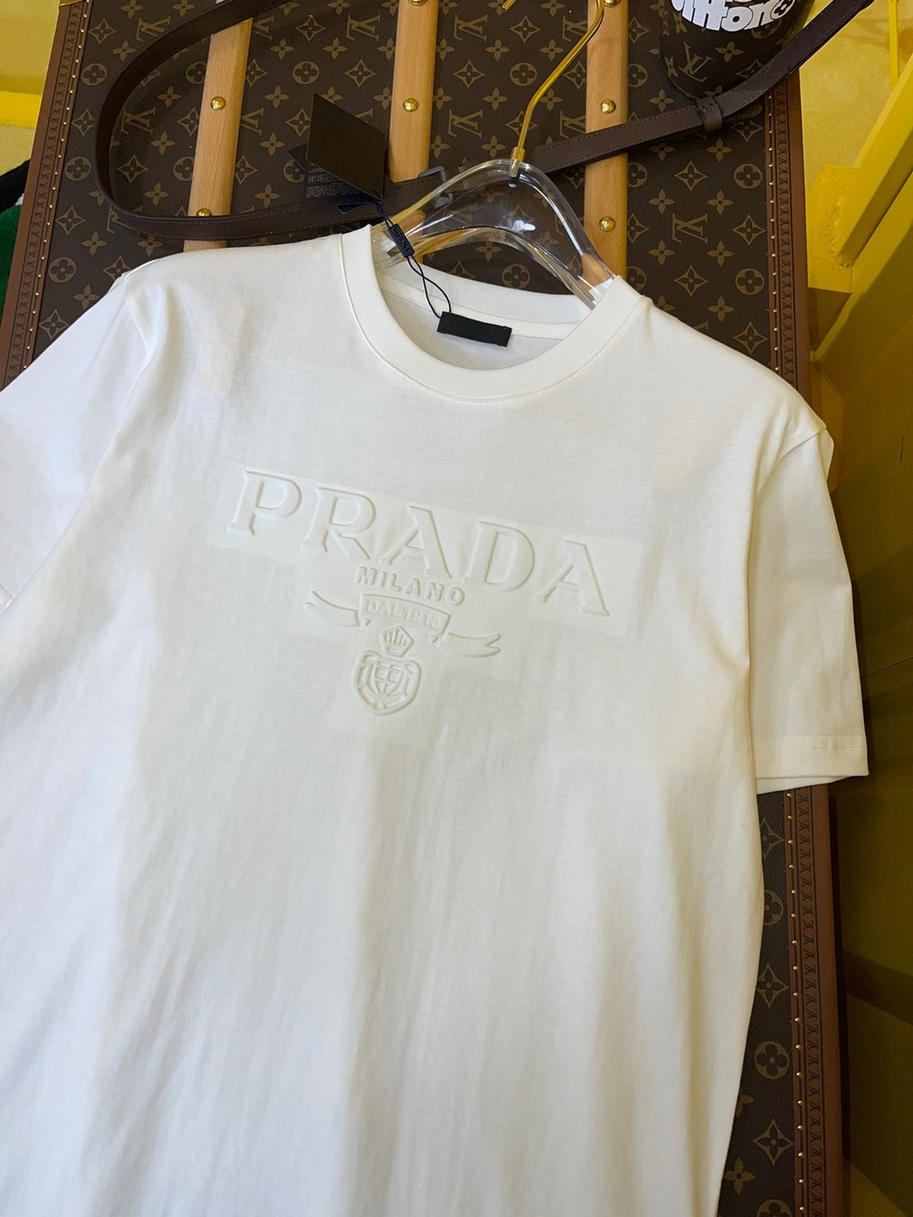 Tee Prada Logo 3d White Ss2022