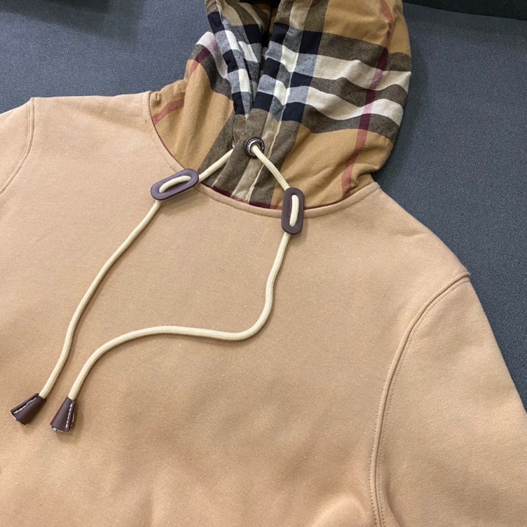 Hoodie Bbr Ni Tron Mu Hoa Tiet O