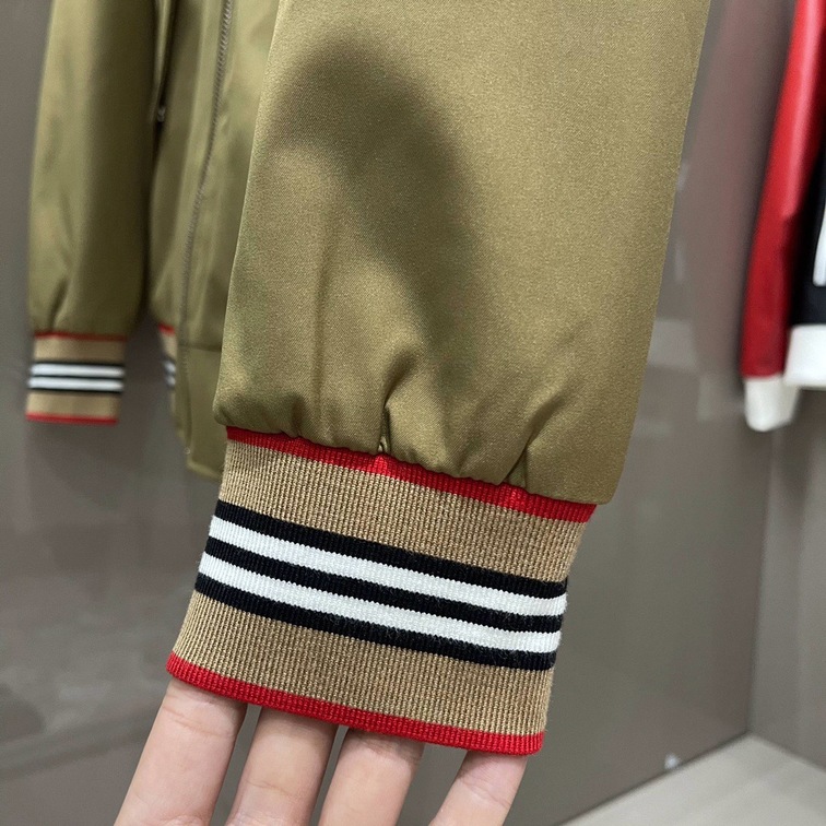 Jacket Kaki Zip Bbr Basic Ss2022