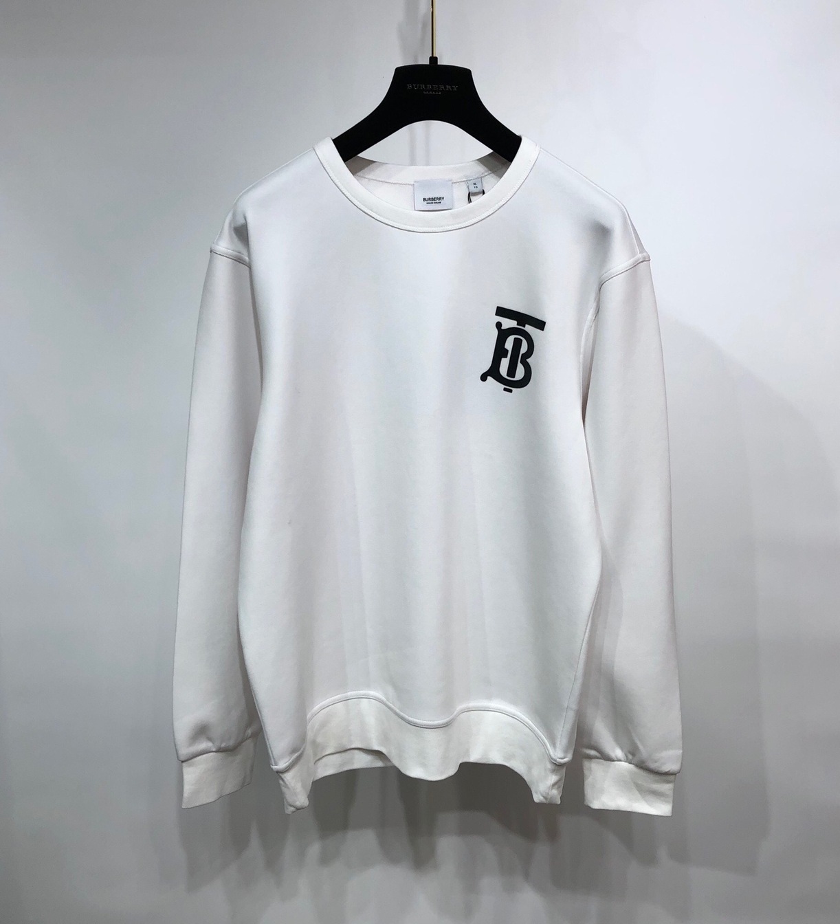 Sweaters Bbr Logo Nho Goc Phai Ni Da Ca
